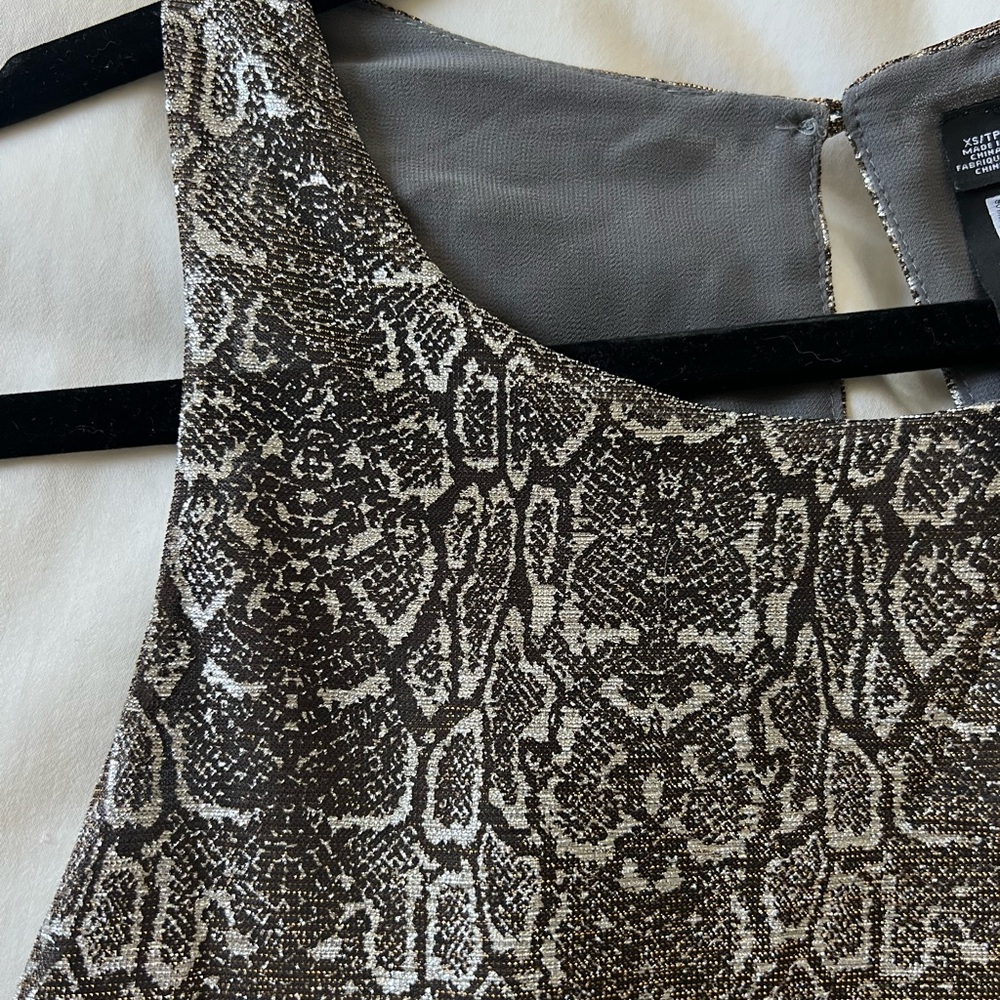 Metallic top - Picture 3 of 4